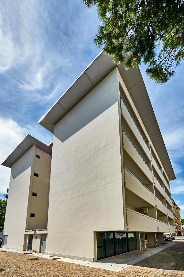 Residence Columbia Bibione Exterior photo