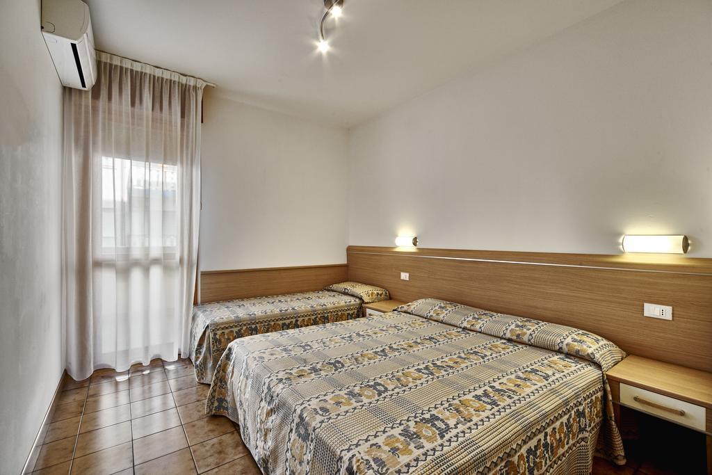 Residence Columbia Bibione Exterior photo